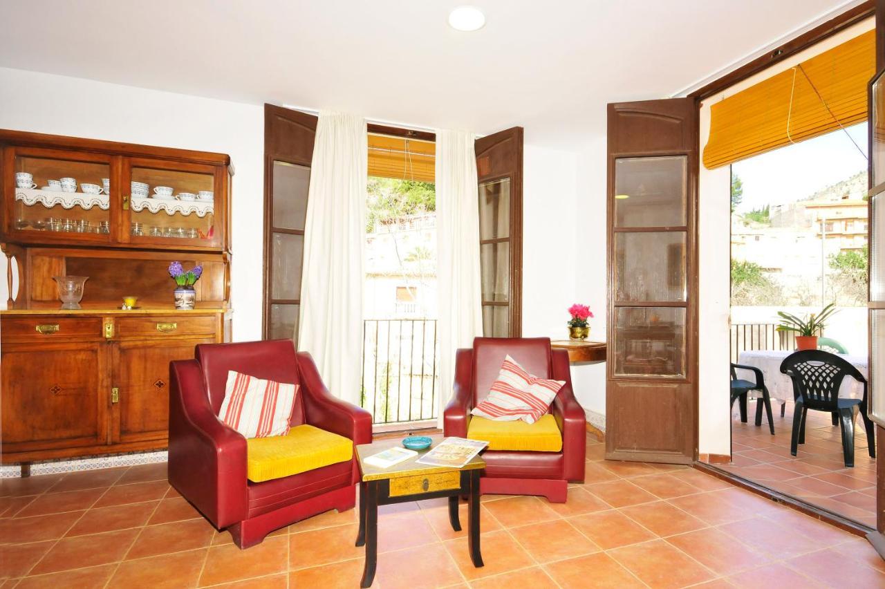 Casa Del Escriva Apartman Relleu Kültér fotó