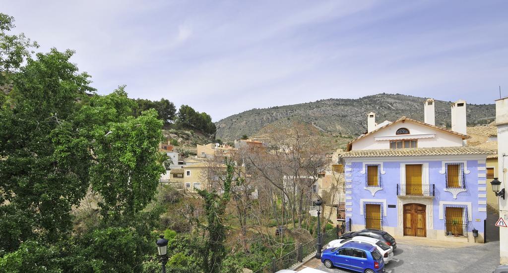 Casa Del Escriva Apartman Relleu Kültér fotó