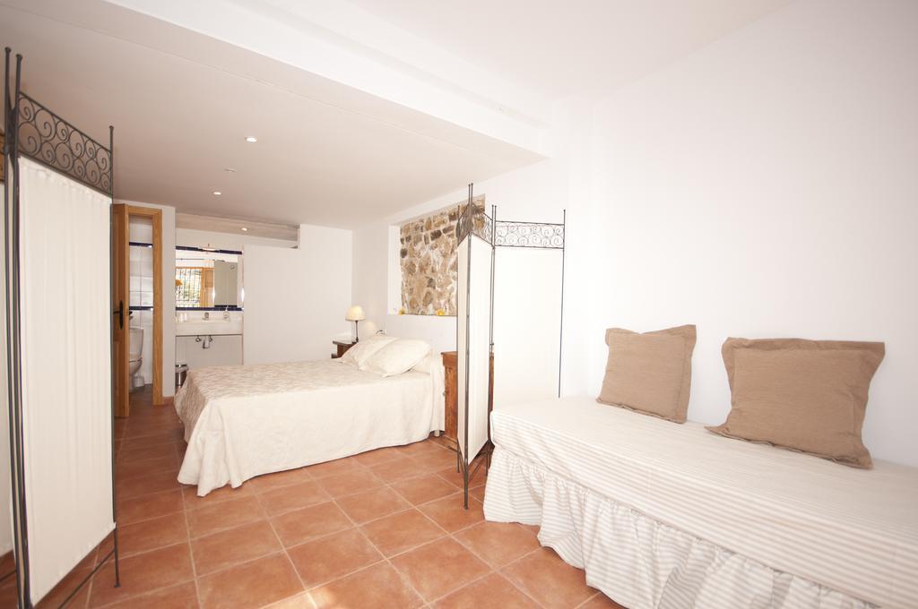Casa Del Escriva Apartman Relleu Szoba fotó