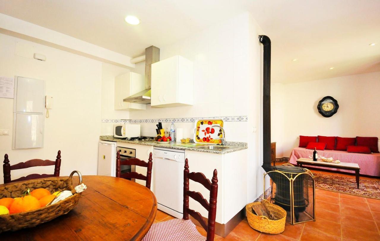 Casa Del Escriva Apartman Relleu Kültér fotó